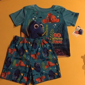 Children’s finding Nemo pajama set